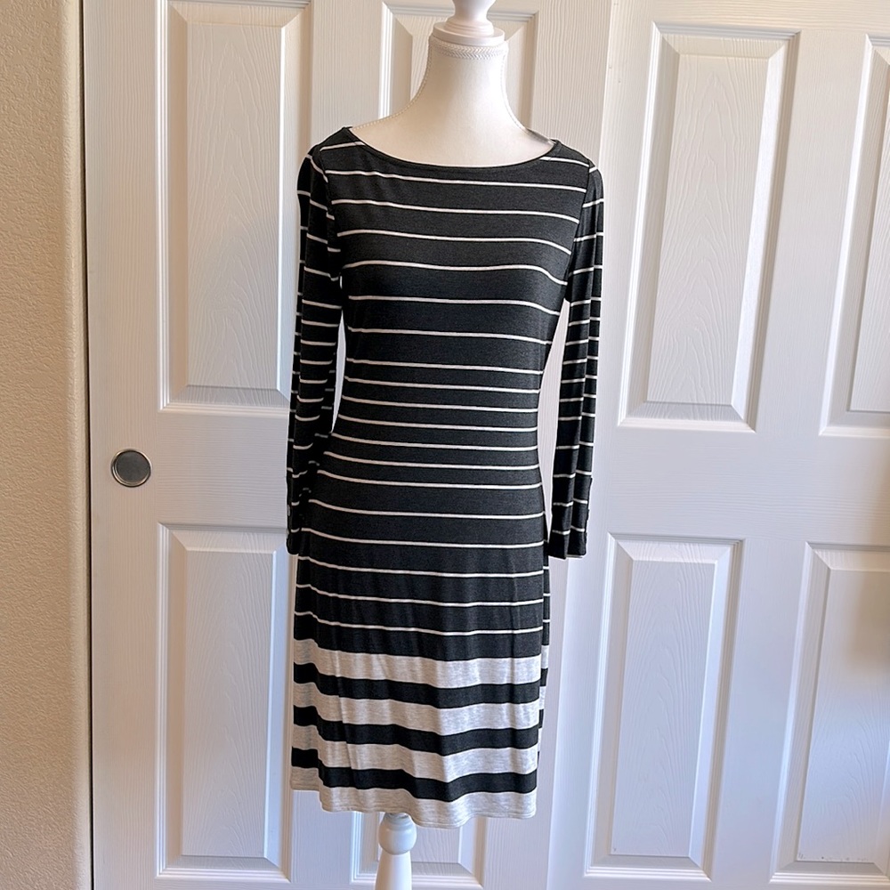 NWT White House Black Market striped grey knit dress